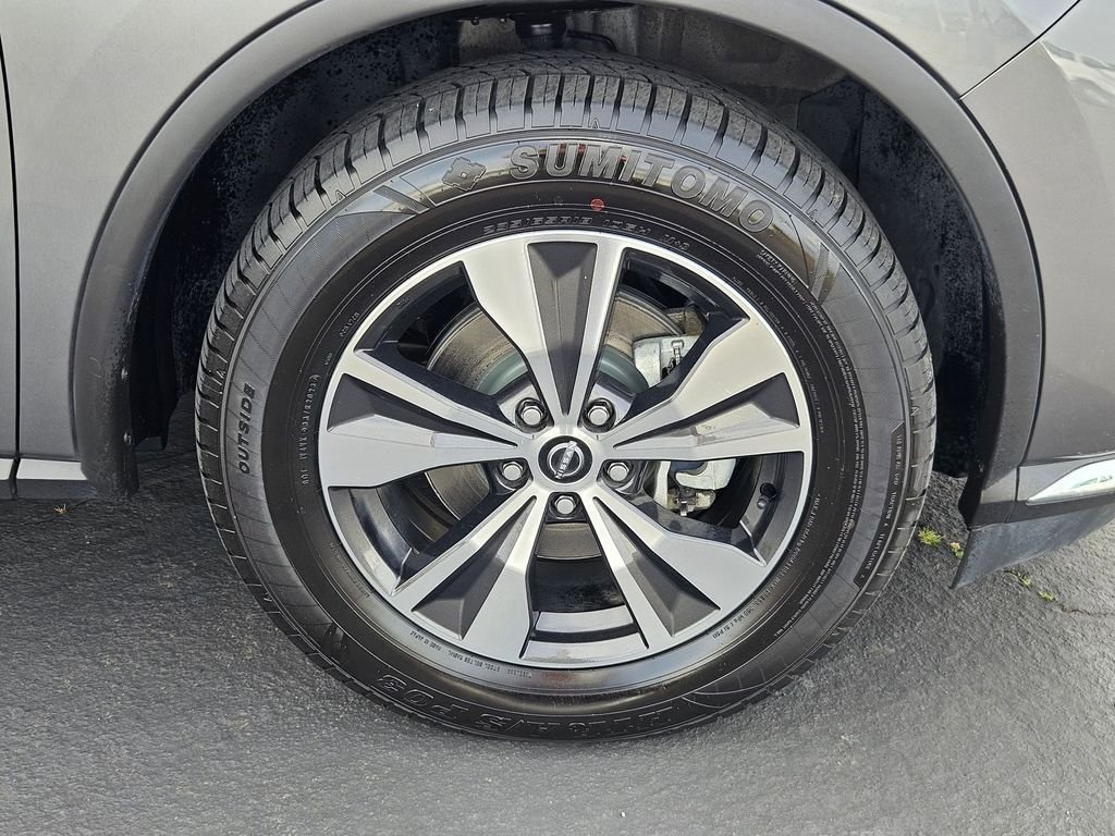 Used 2023 Gun Metallic Nissan SV image 31