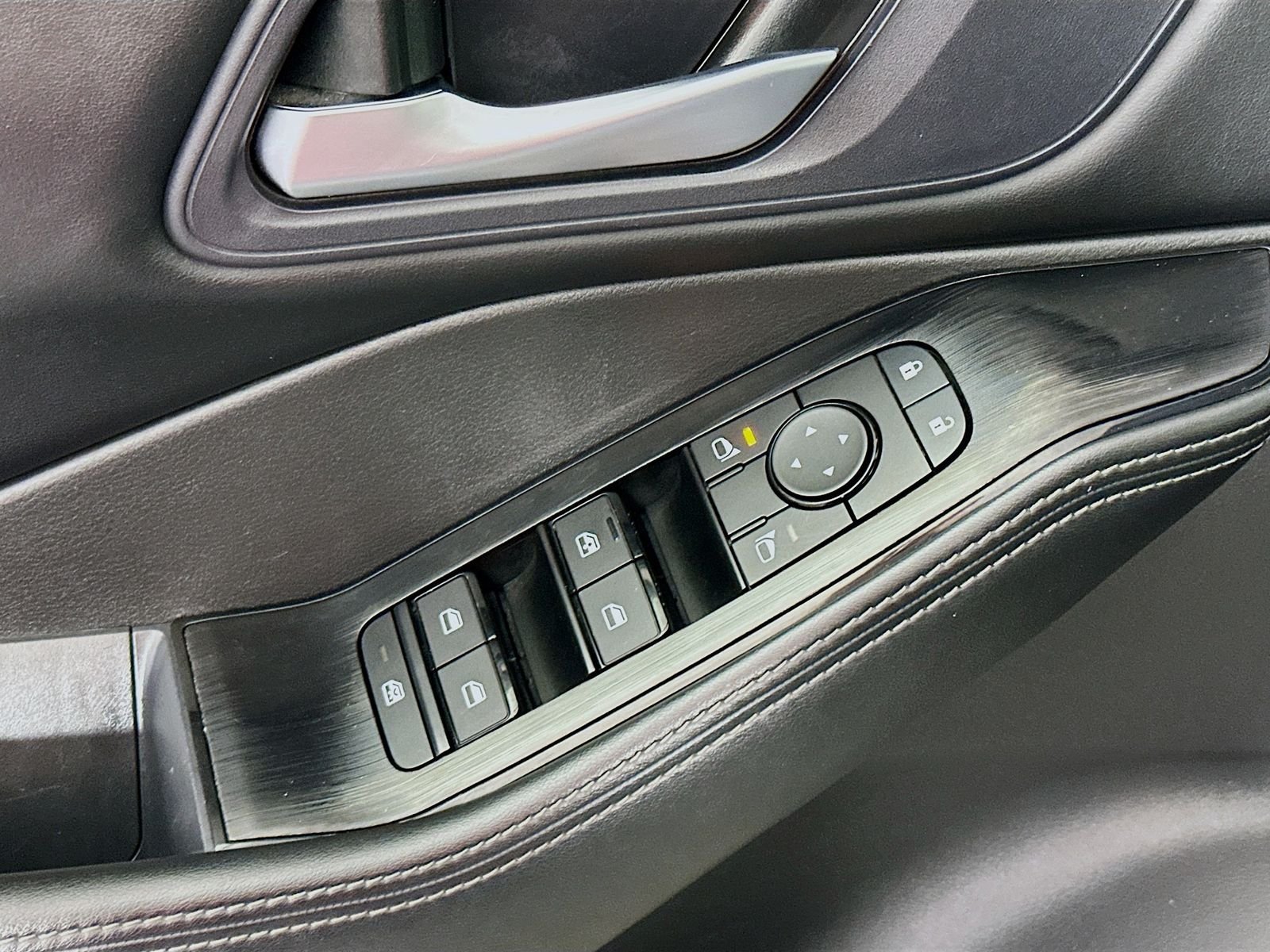 Used 2024 Gun Metallic Nissan SV image 18