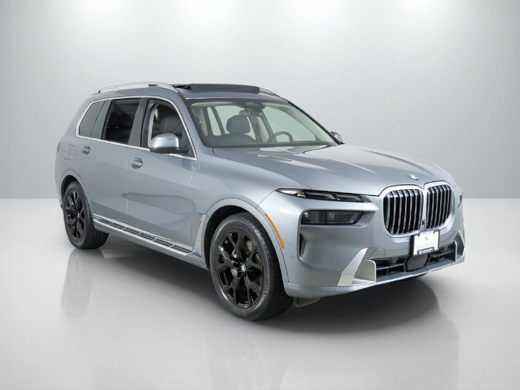 Certified Used 2025 Skyscraper Grey Metallic BMW xDrive40i image 9