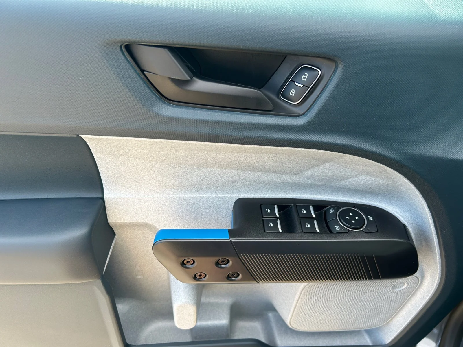 New 2026 Carbonized Grey Metallic Ford XLT image 16