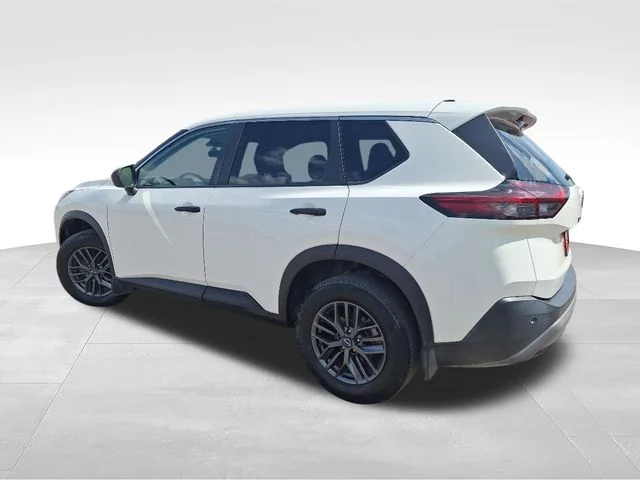 Certified Used 2023 White Nissan S image 6