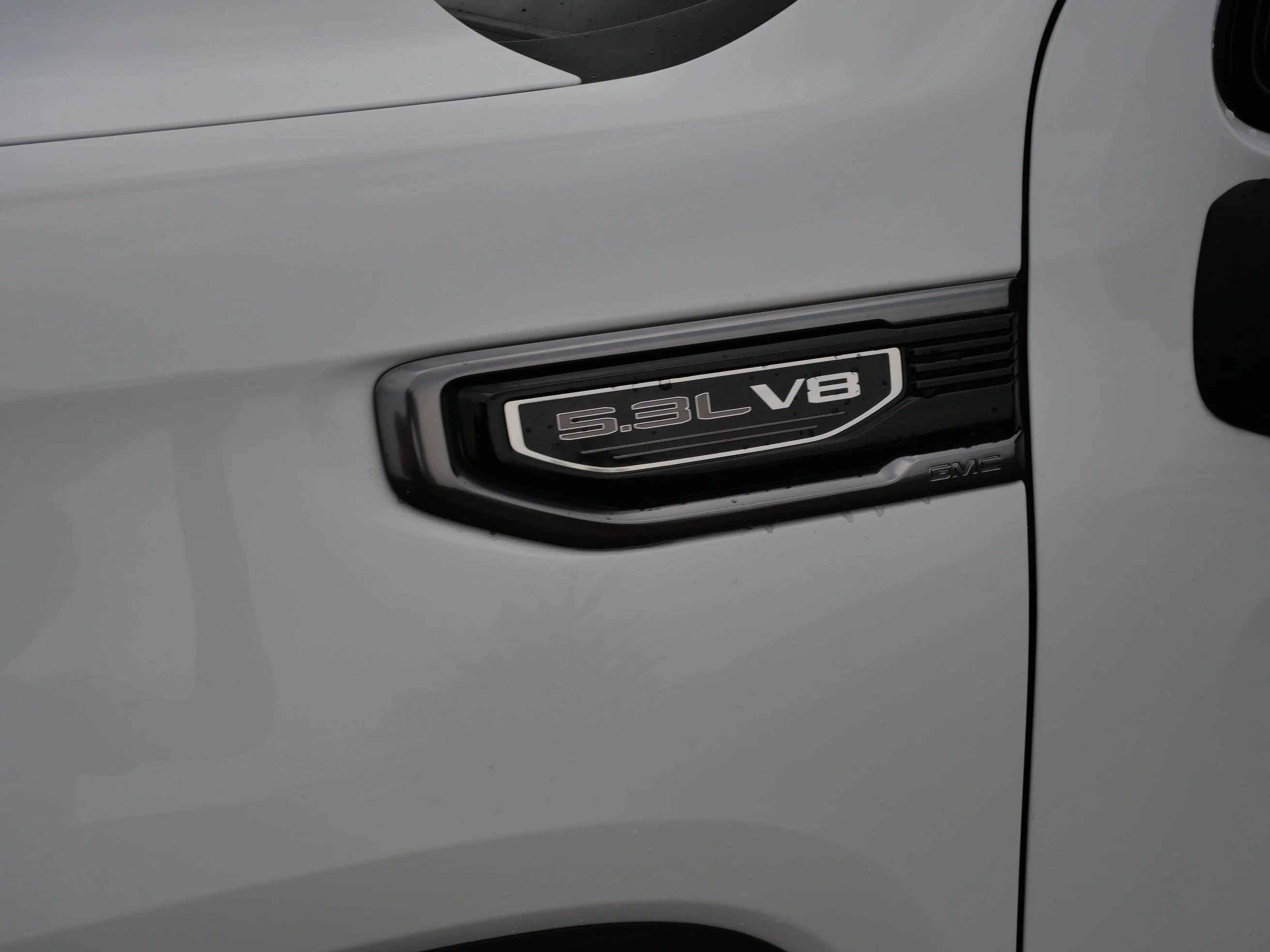 Used 2021 Summit White GMC AT4 image 16
