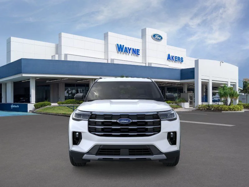 New 2026 Star White Metallic Tri-Coat Ford Active image 6