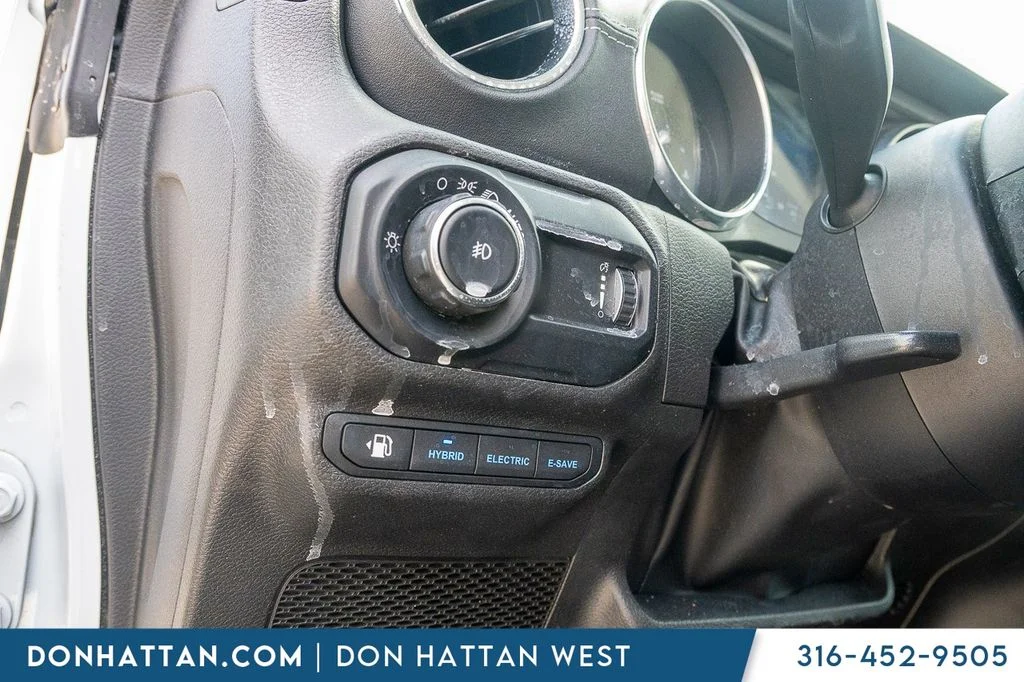 Used 2023 White Jeep Sahara 4xe image 17