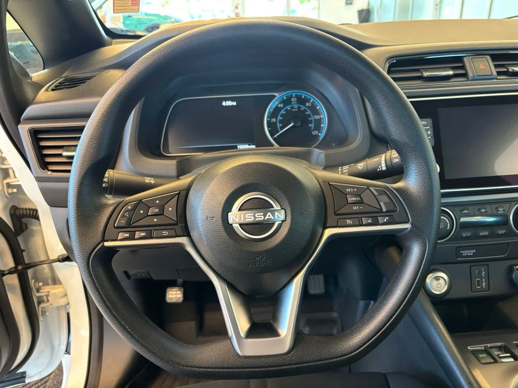Certified Used 2024 White Nissan S image 14