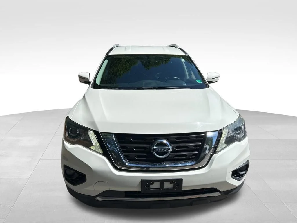Used 2017 White Nissan SV image 9