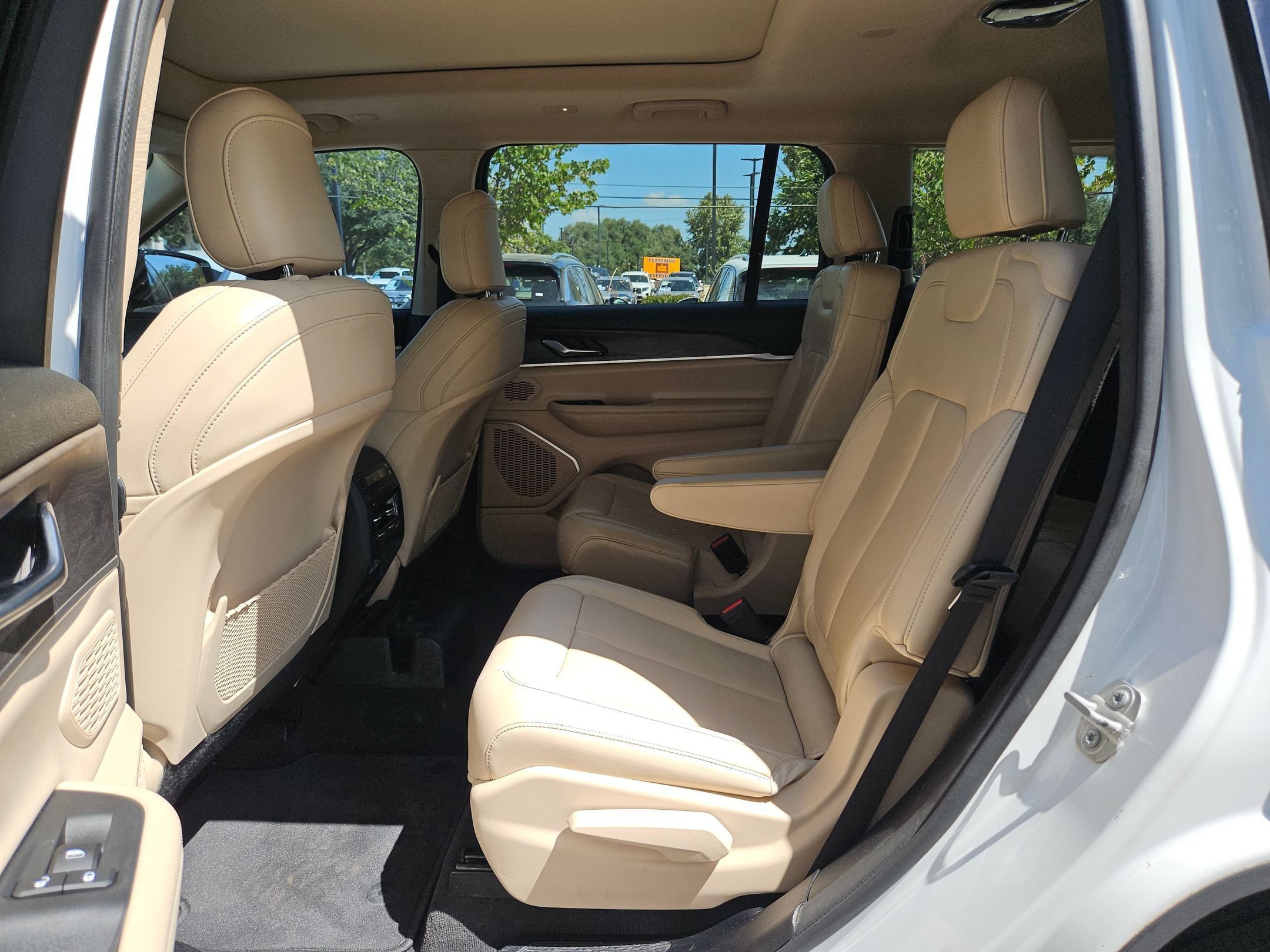Used 2021 Bright White Clearcoat Jeep Limited image 14