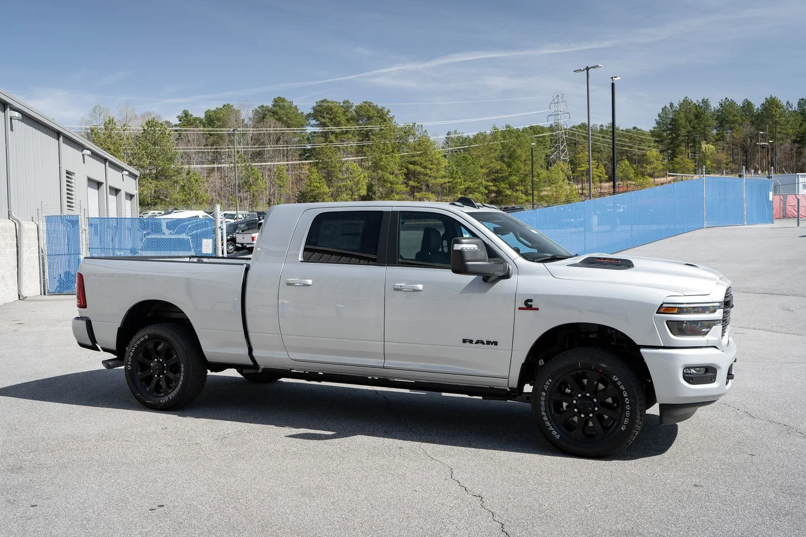 New 2026 Silver-Zynith Exterior Paint RAM Laramie image 12