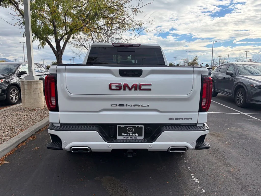 Used 2025 White GMC Denali image 6