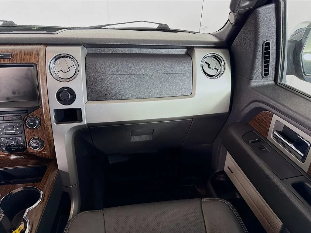 Used 2013 Blue Ford XL image 21