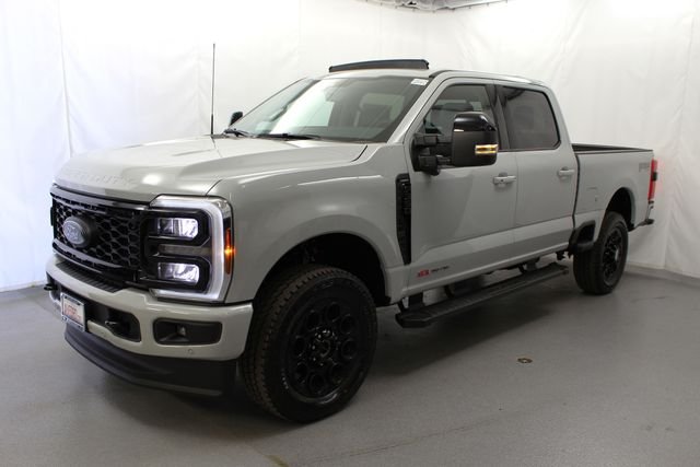 New 2026 Avalanche Ford F-350® Lariat® image 5