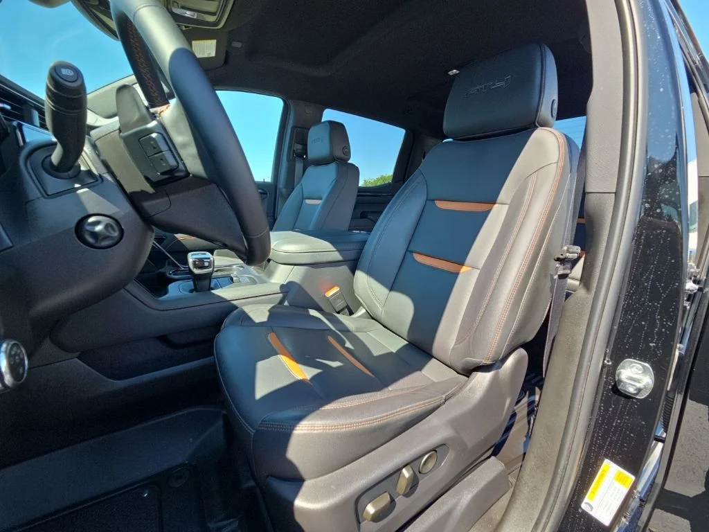 Used 2026 Black GMC AT4 image 25