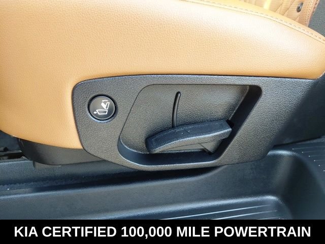 Used 2025 White Kia SX X-Line image 25