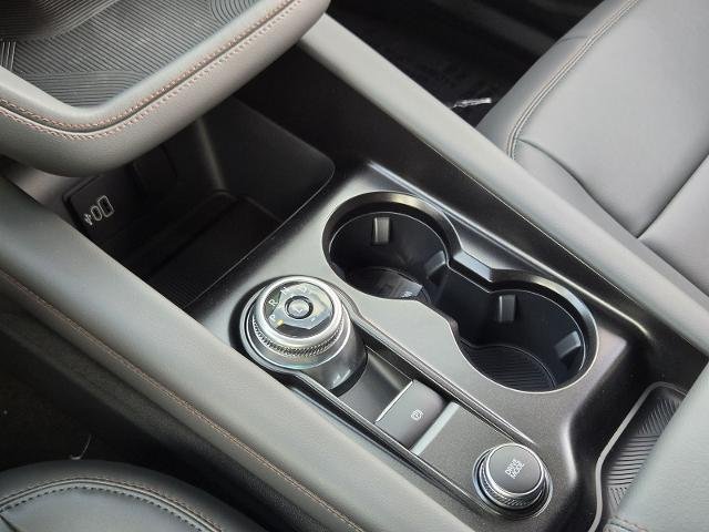 New 2026 Star White Metallic Tri-Coat Ford Active image 35