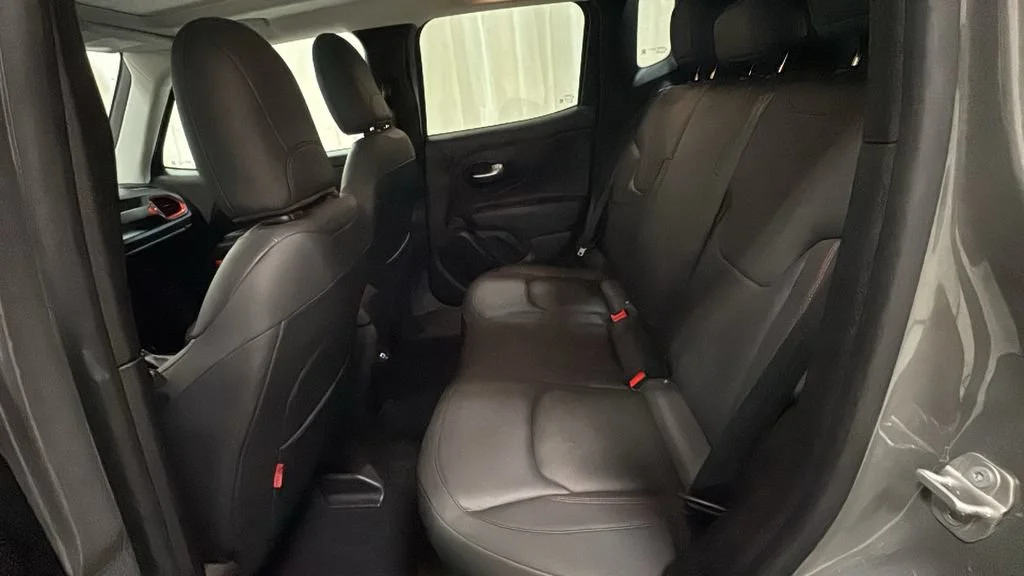 Used 2023 Gray Jeep Trailhawk 4x4 image 13