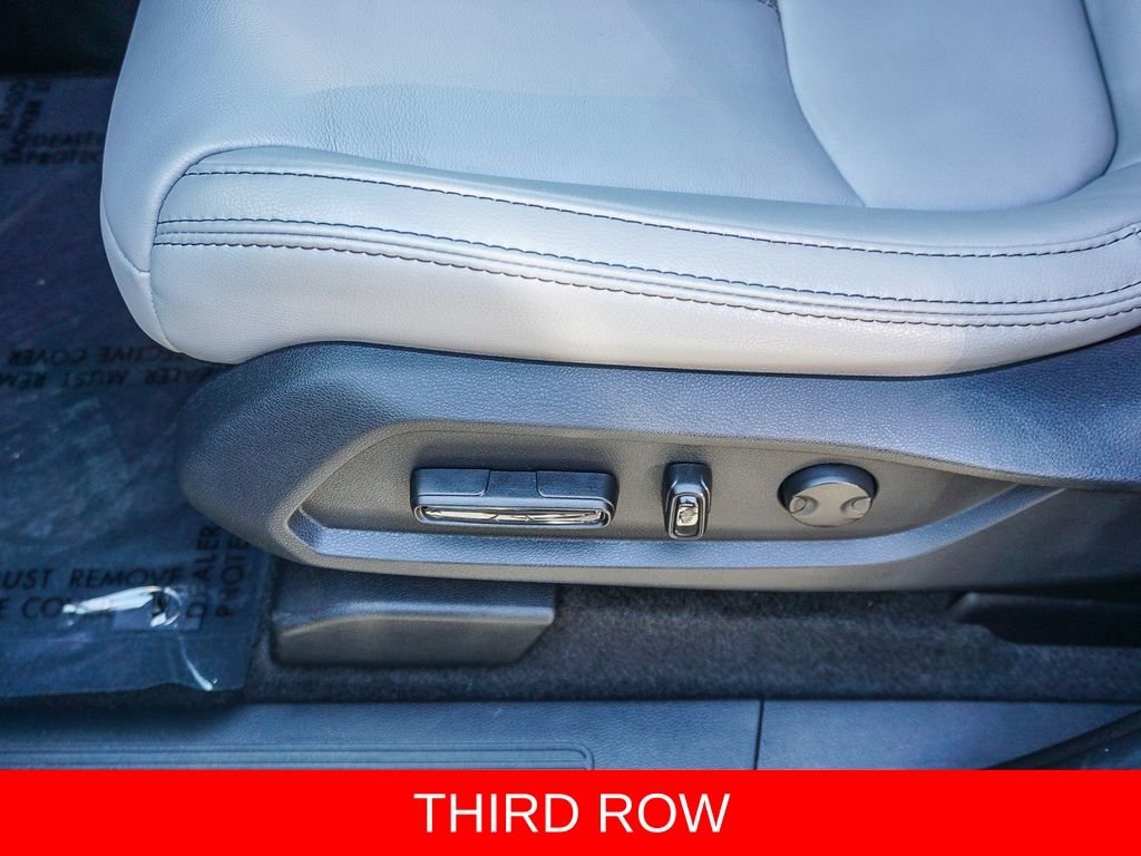 Used 2024  Honda EX-L image 19