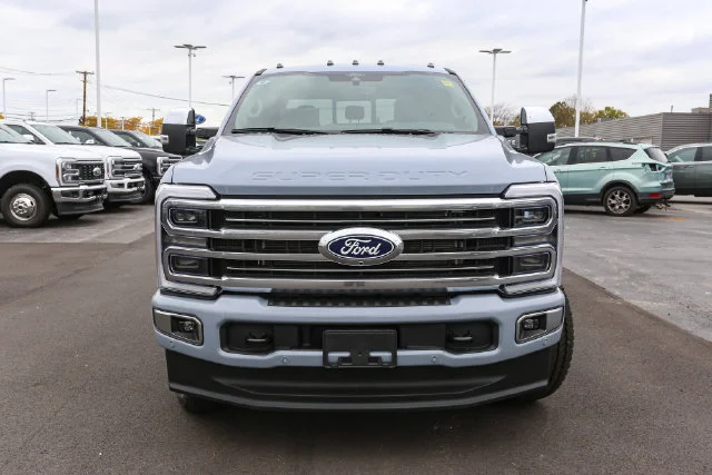 New 2027 Glacier Gray Metallic Tri-Coat Ford Platinum image 4