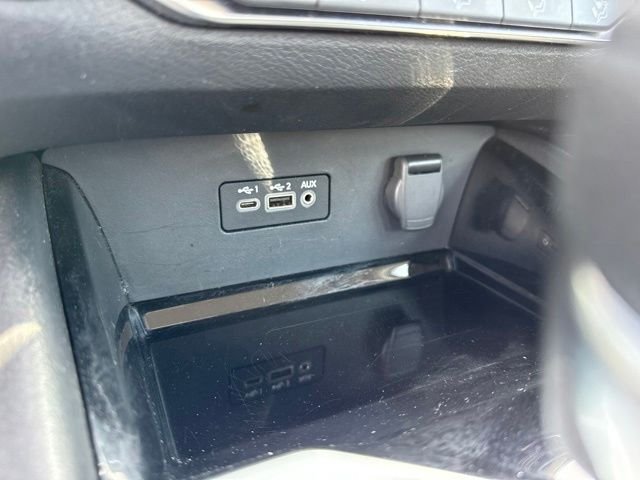 Used 2024 Silver Nissan 2.5 SV image 25