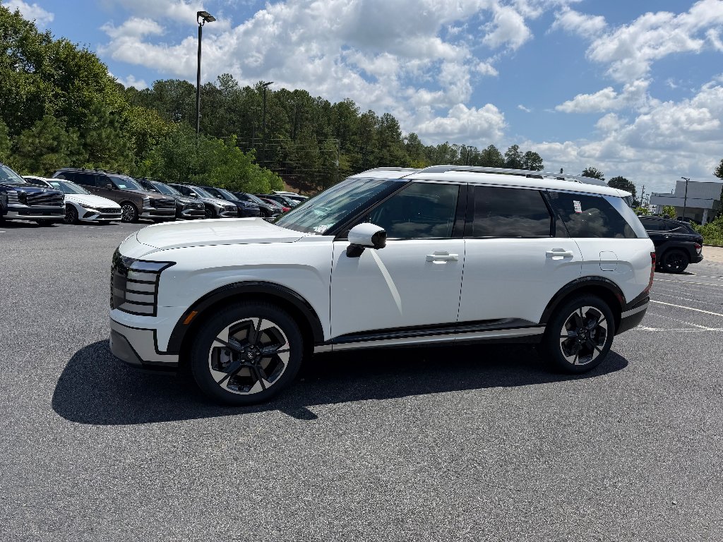 New 2027 Creamy White Pearl Hyundai Limited 8P image 38