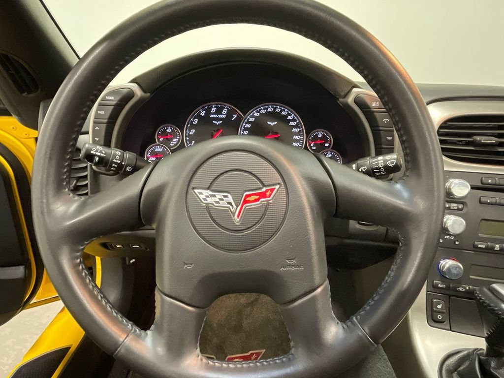 Used 2005 Millenium Yellow Chevrolet BASE image 67