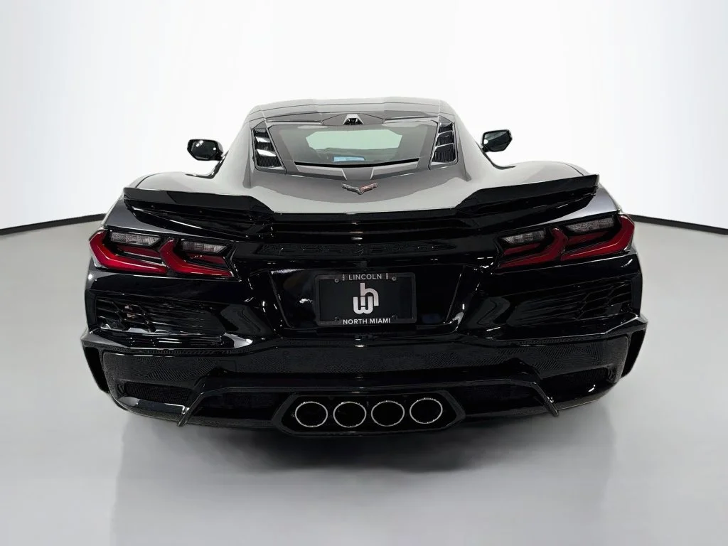 Used 2026 Black Chevrolet Z06 image 6