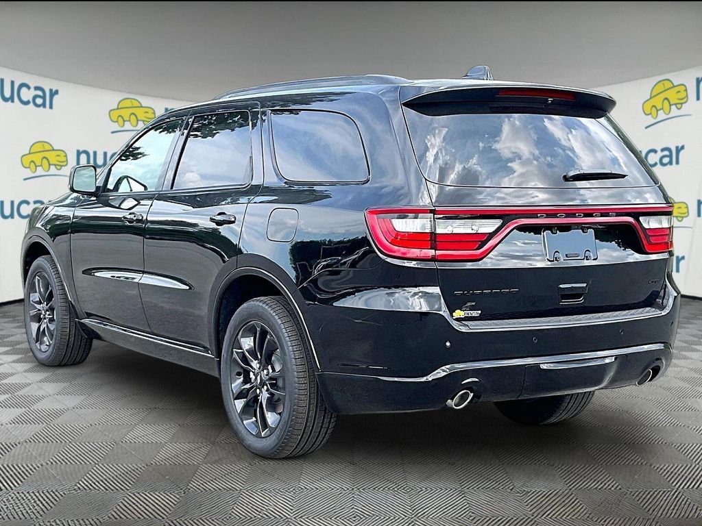 New 2026 Diamond Black Clear-Coat Exterior Paint Dodge GT Plus image 5