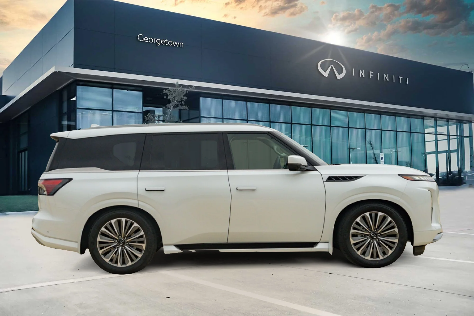 Certified Used 2027 White INFINITI LUXE image 4