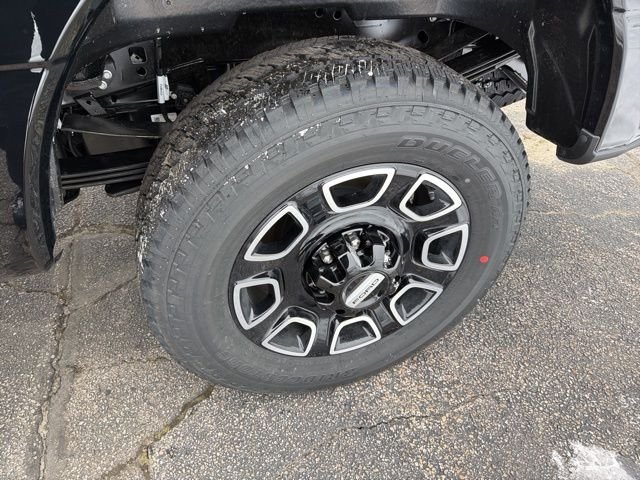 New 2026 Agate Black Metallic Ford F-250® Platinum® image 8