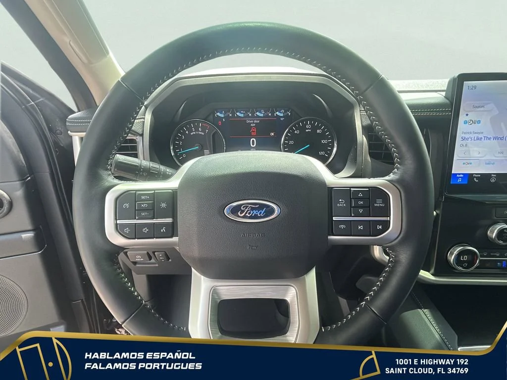 Used 2024 Red Ford XLT image 18