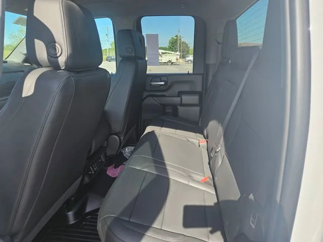 New 2026 Summit White GMC Pro image 26