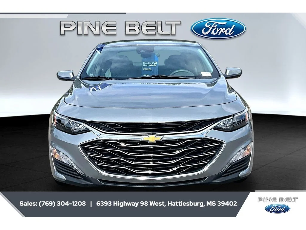 Used 2024 Sterling Gray Metallic Chevrolet LT image 3