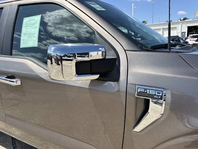 Used 2023 Gray Ford XLT image 24