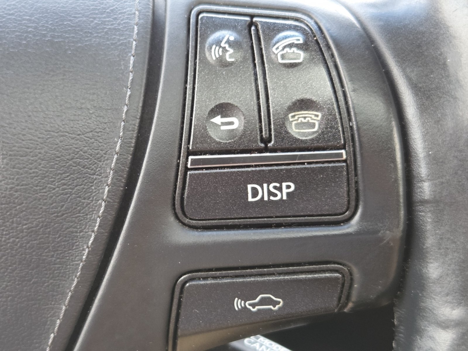 Used 2015 Pearl Lexus 460 image 12