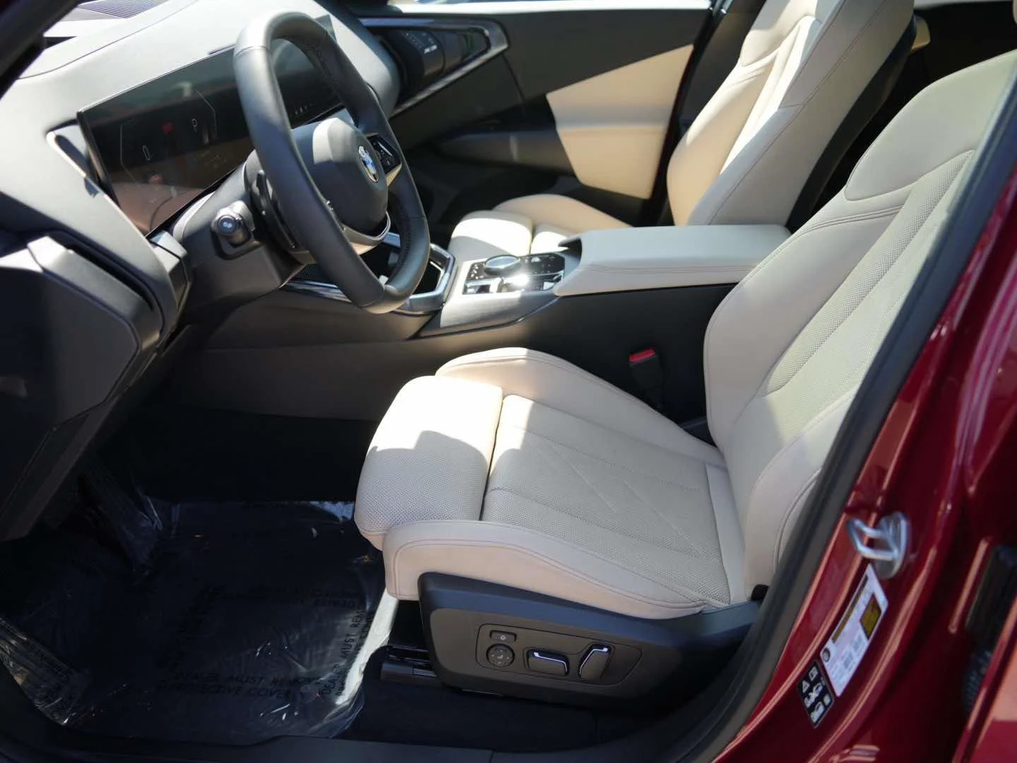 Used 2025 Vegas Red Metallic BMW 30 xDrive Sports Activity Vehicle image 17