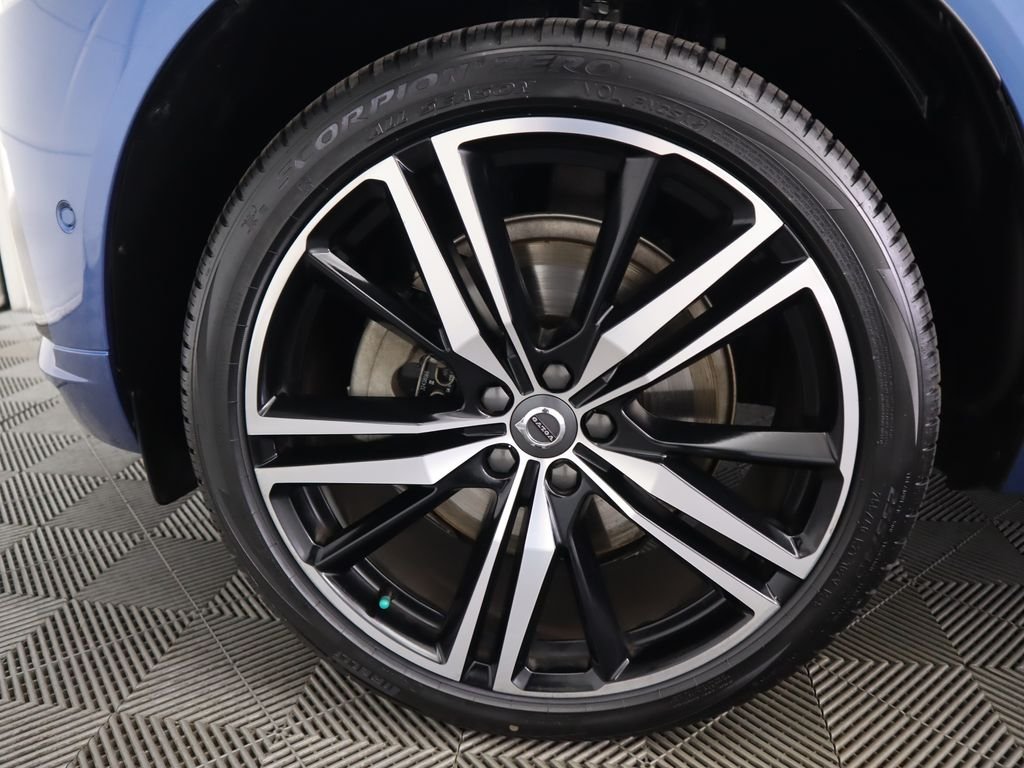 2021 Volvo XC60 R-Design - Photo 31
