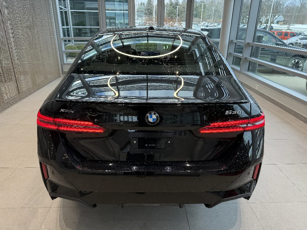 New 2026 Black Sapphire Metallic BMW 530i xDrive image 5