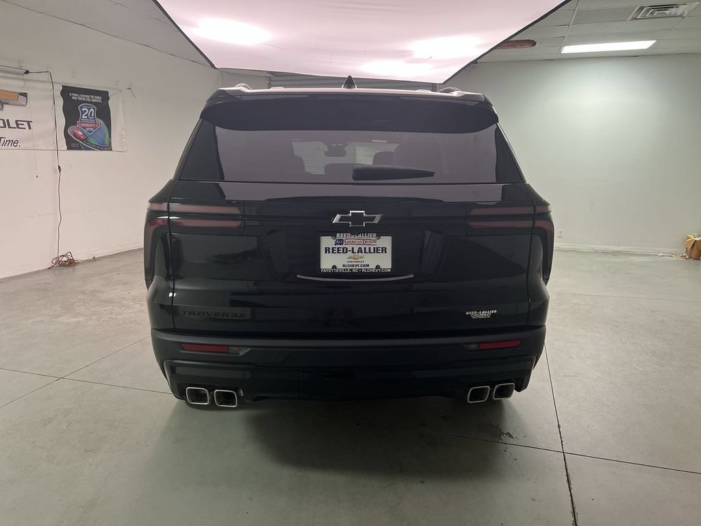 2027 Chevrolet Traverse LT - Photo 7