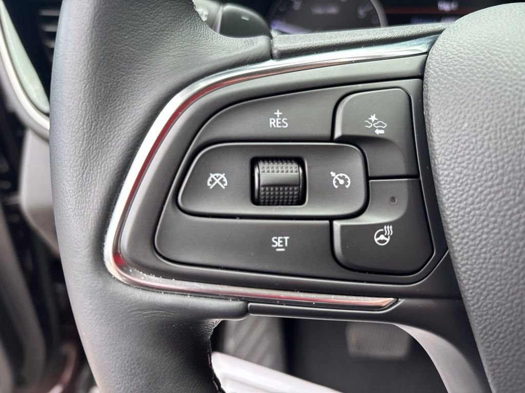 Used 2022 Red Buick Avenir image 29