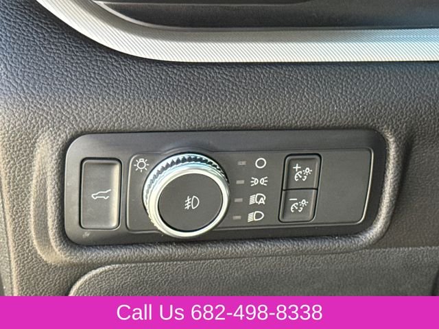 Used 2022 White Ford XLT image 24