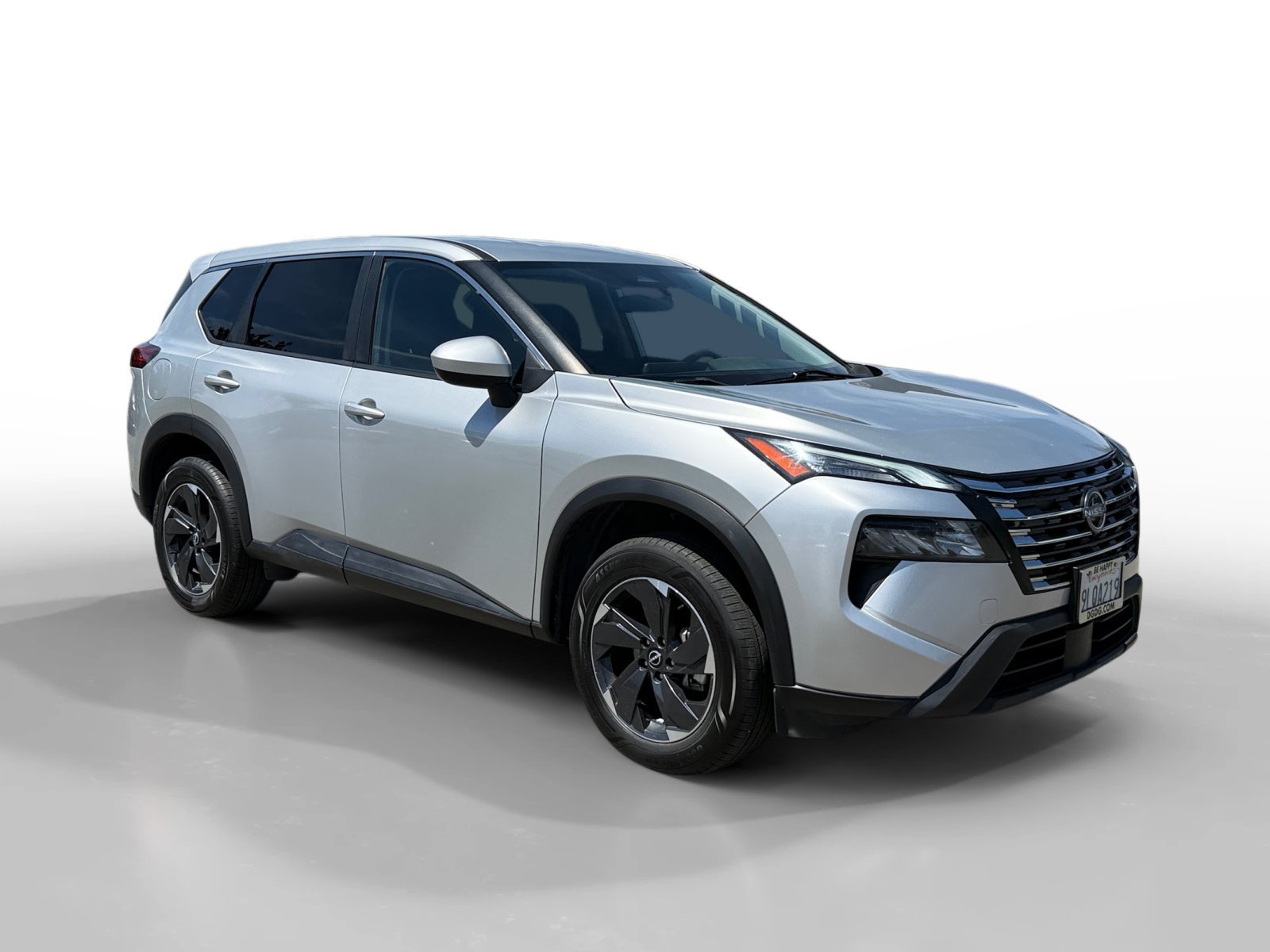 Used 2024 Brilliant Silver Metallic Nissan SV image 7