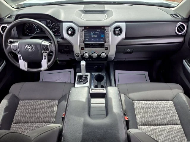 Used 2020 White Toyota SR5 image 14
