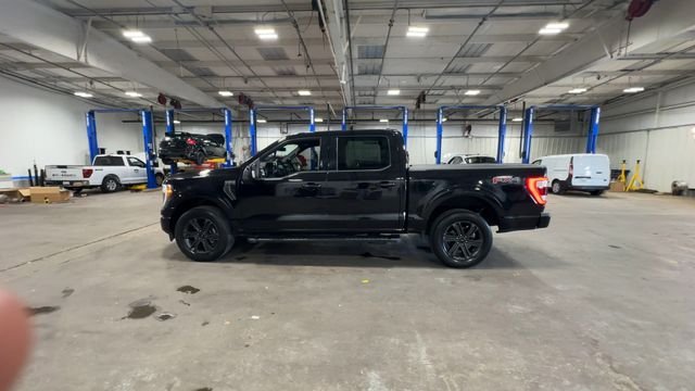 Used 2023 Black Ford Lariat image 9