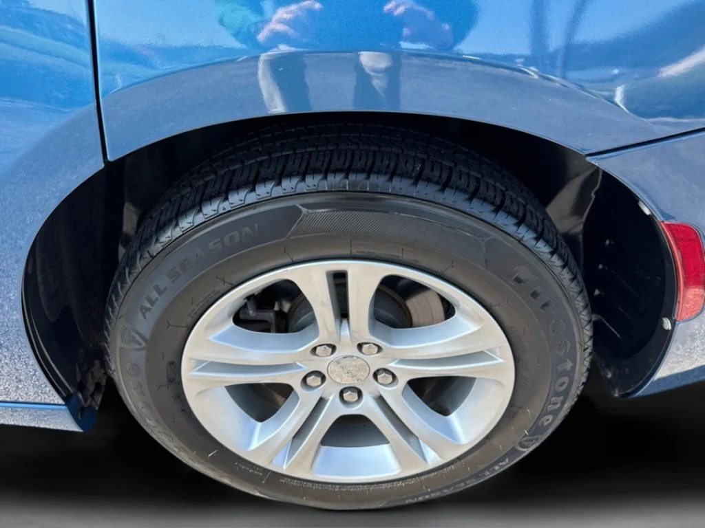 Used 2020 Frostbite Dodge SXT image 37