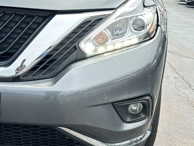 Used 2016 Gray Nissan Platinum image 18