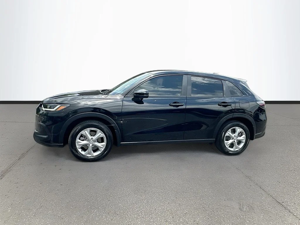 Used 2025  Honda LX image 4