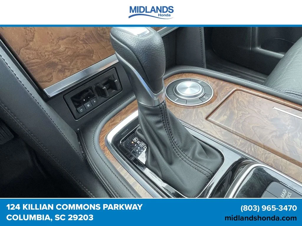 Used 2024 Gun Metallic Nissan SL image 30