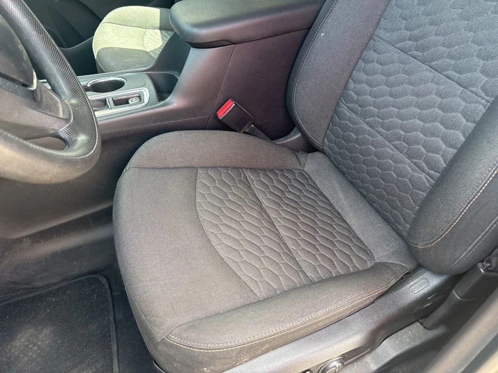 Used 2019 Blue Chevrolet LT image 12