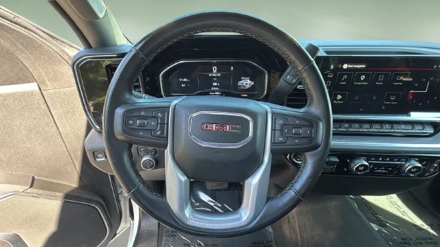 Used 2025 White GMC SLT image 13