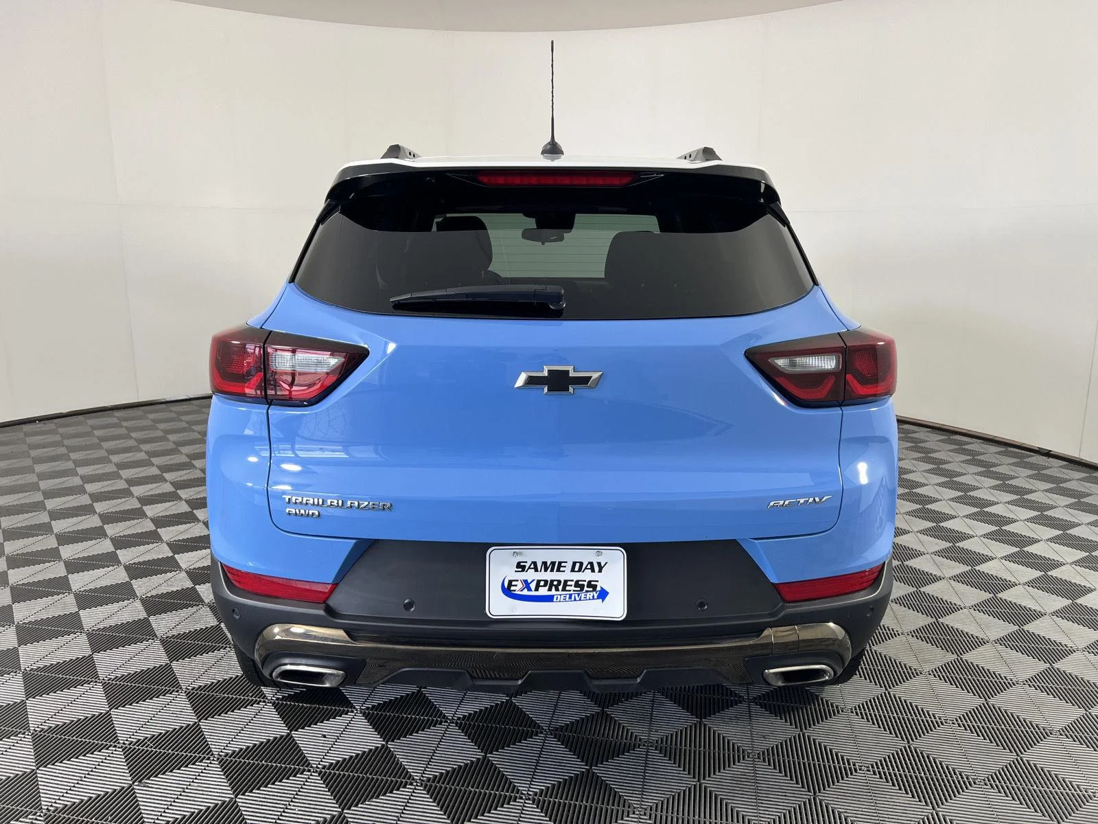 Used 2024 Fountain Blue Chevrolet ACTIV image 24