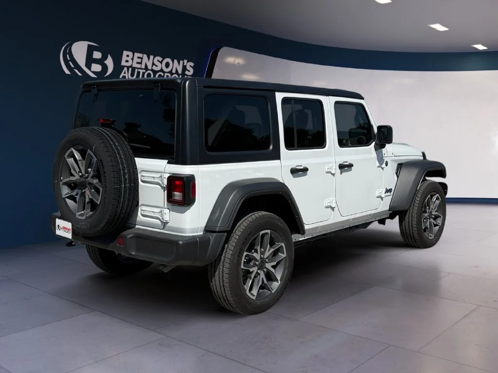 New 2025 White Jeep Sport S 4xe image 5